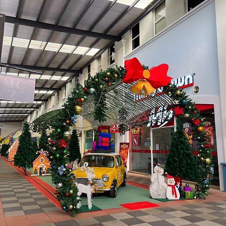 Melaka Afamosa Resort D'Amour Comfortable And Healing With Theater Projector Private Villa With Garden View Swimming Pool Seasonal Christmas Theme Esterno foto